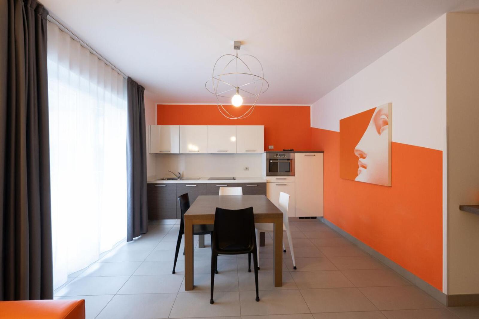 Residence Desiree Riva del Garda Bagian luar foto
