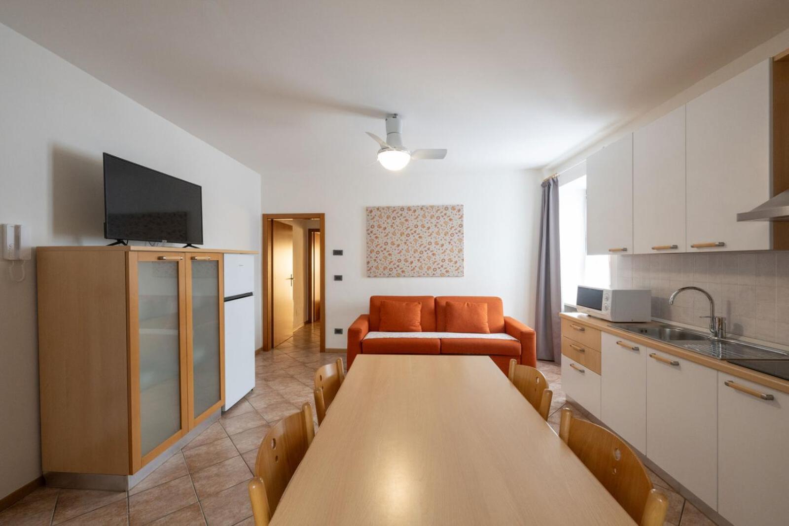 Residence Desiree Riva del Garda Bagian luar foto